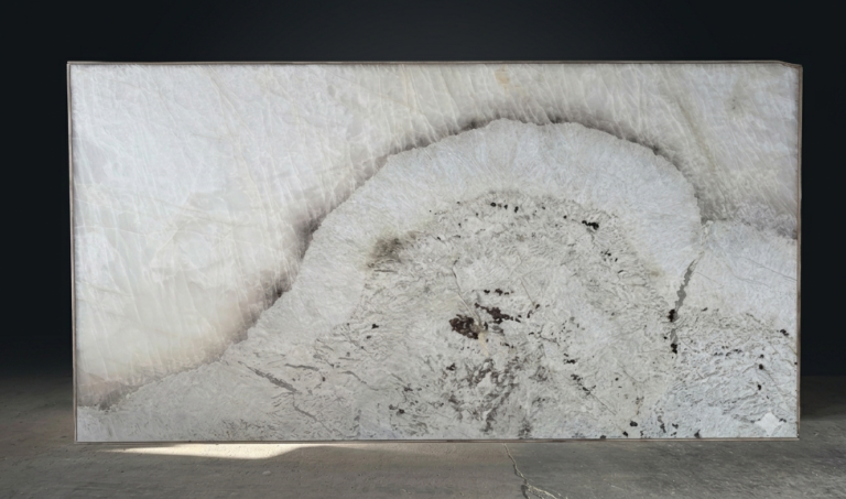 patagonia-Patagonia White Quartzitewhite-quartzite-slab-1